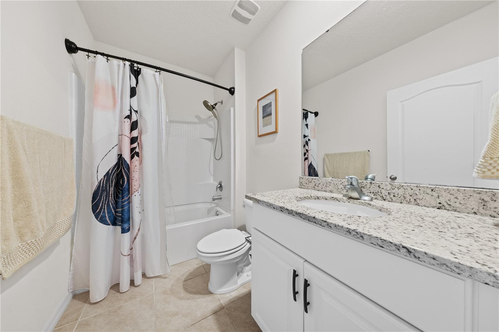 Single Family Residence at 907 GUADALUPE DR, ORANGE CITY, photo 6 of 49
