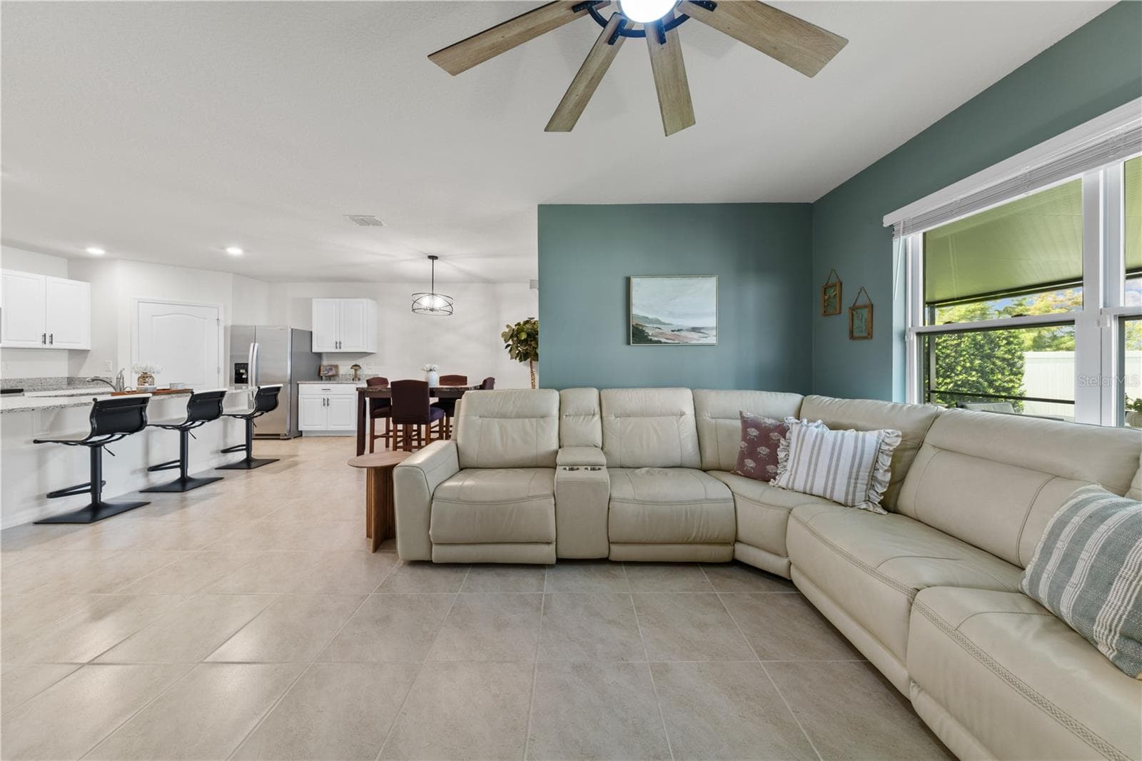 Single Family Residence at 907 GUADALUPE DR, ORANGE CITY, photo 27 of 49