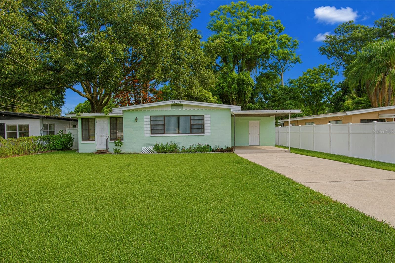 Single Family Residence at 4205 MIZELL ST, ORLANDO, photo 2 of 23