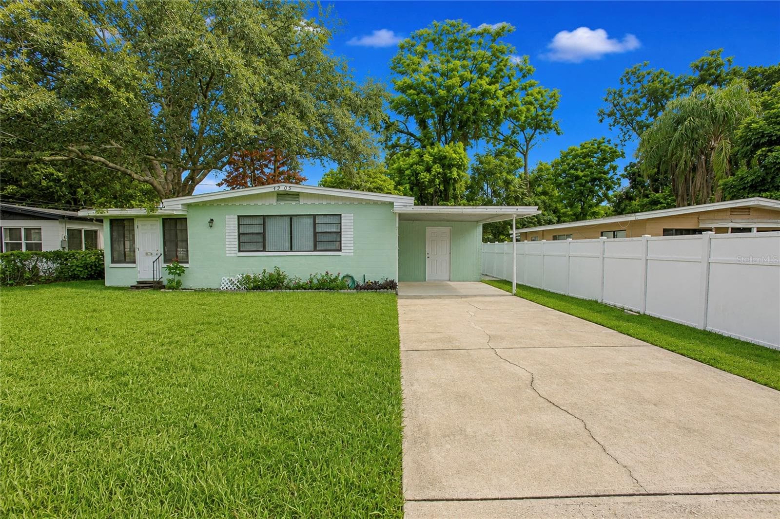 Single Family Residence at 4205 MIZELL ST, ORLANDO, photo 5 of 23