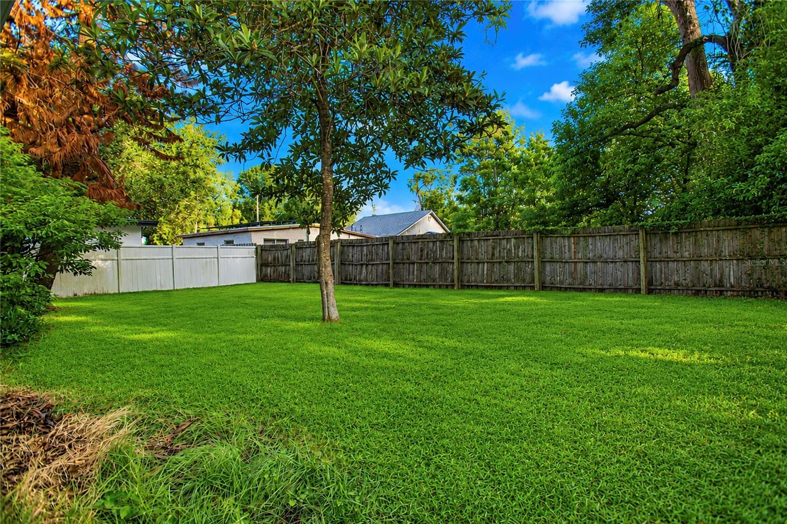 Single Family Residence at 4205 MIZELL ST, ORLANDO, photo 8 of 23