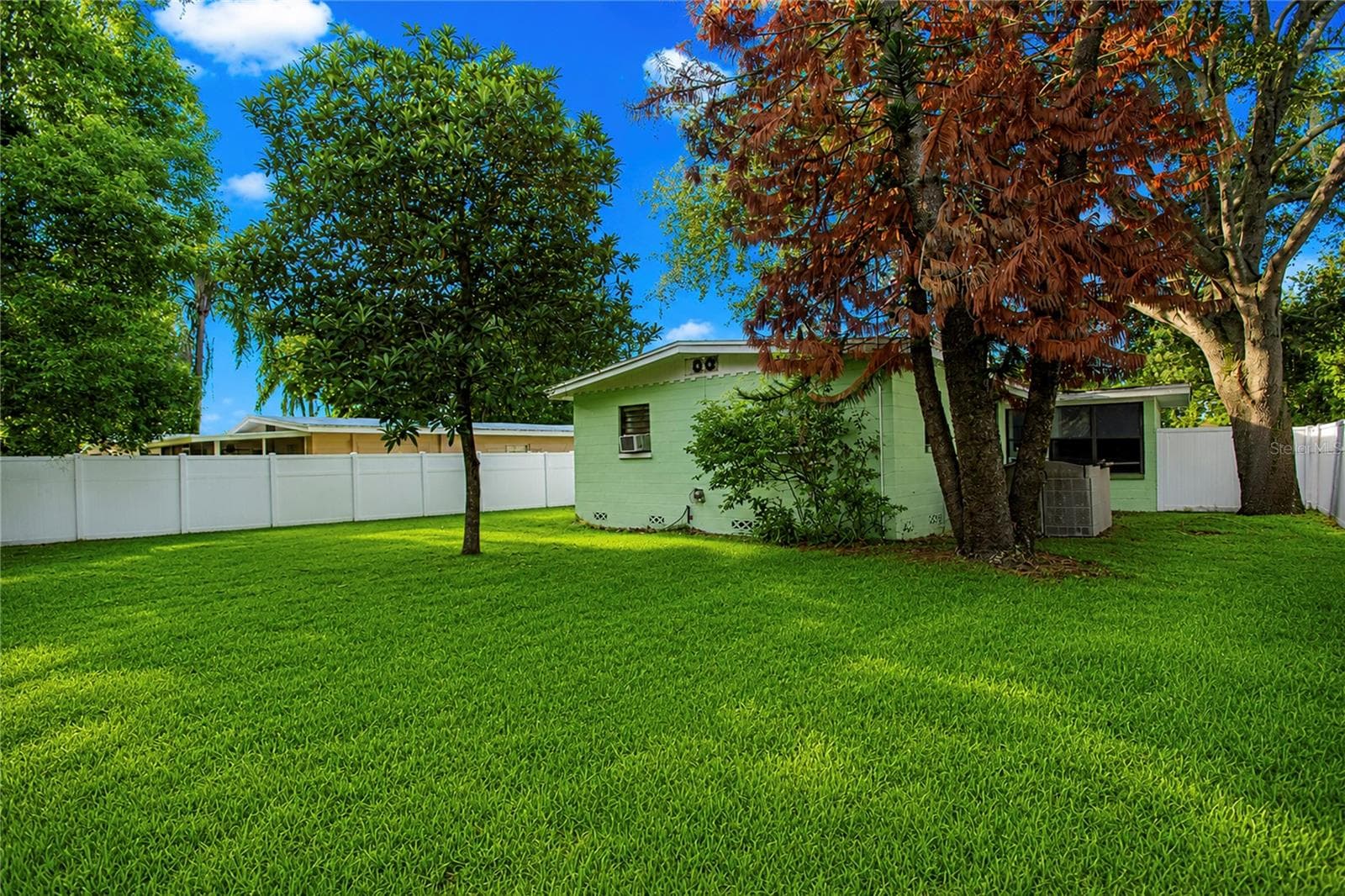 Single Family Residence at 4205 MIZELL ST, ORLANDO, photo 9 of 23