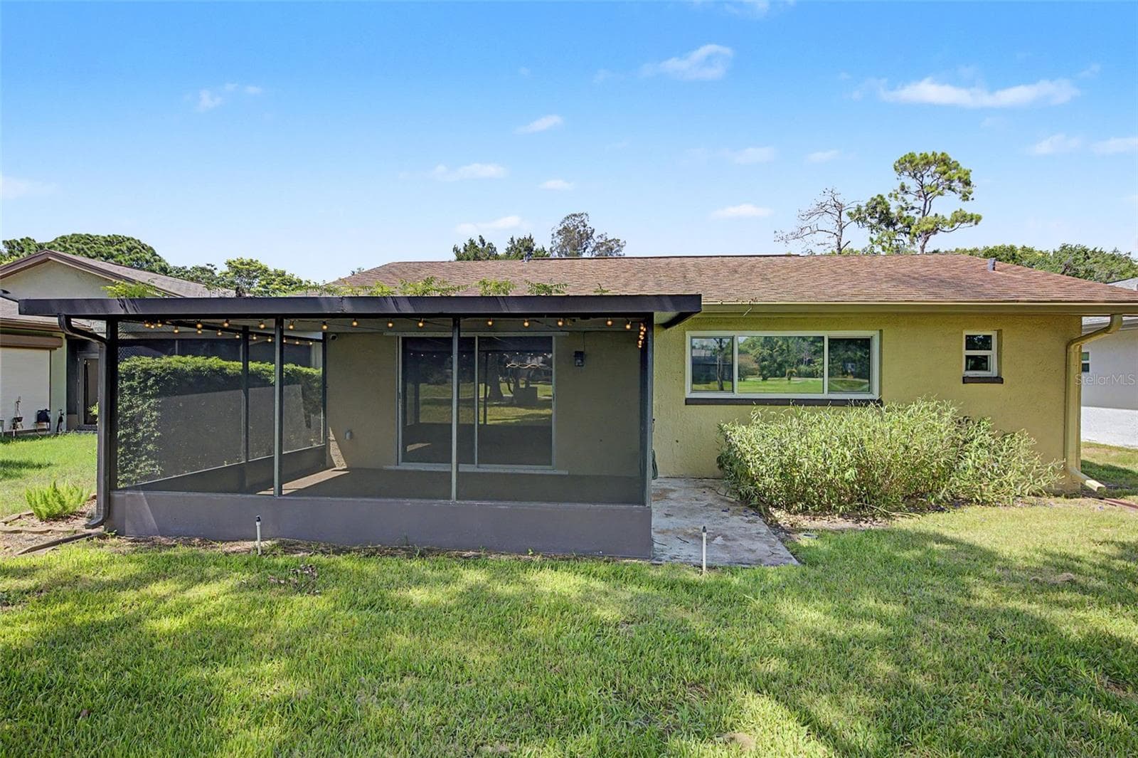 Back of Home - 7800 FAIRLAWN DR, HUDSON