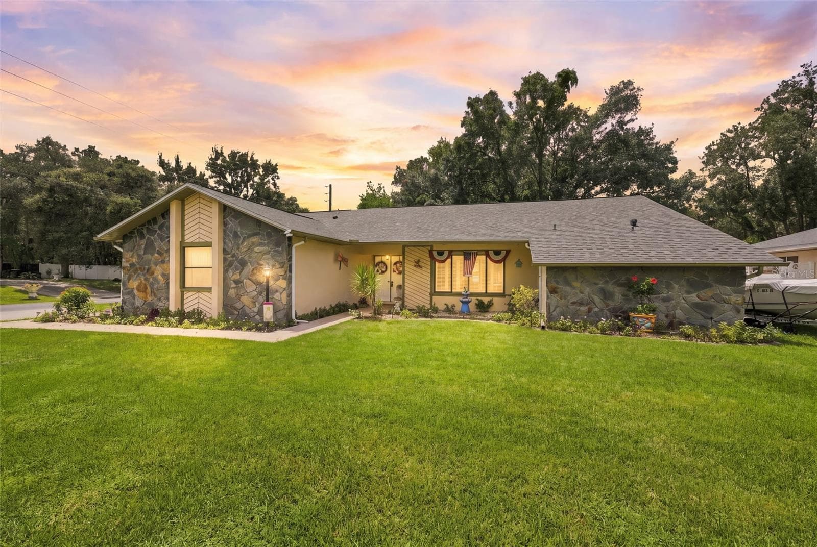 4292 ELWOOD RD