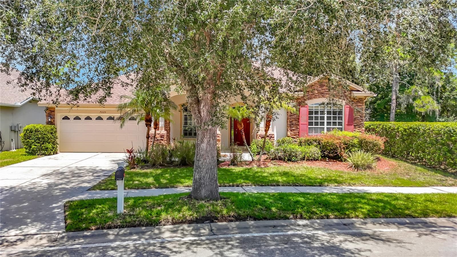 7220 NIGHT HERON DR