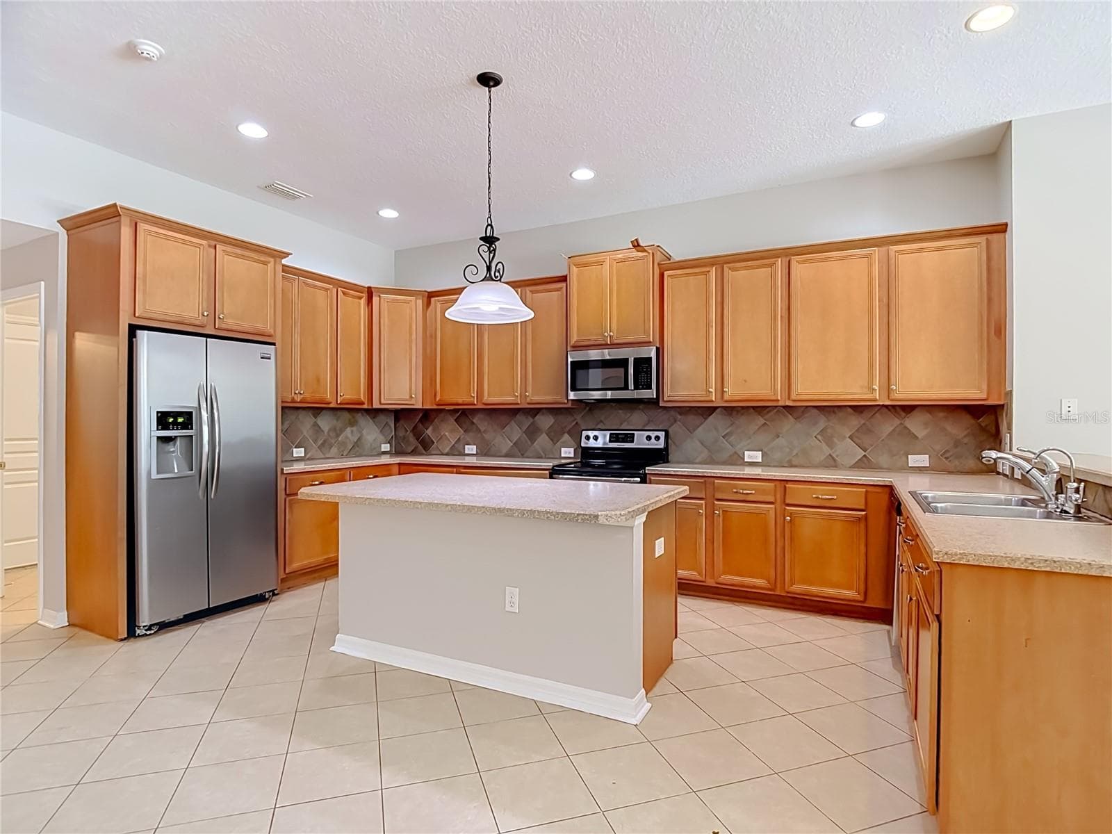 Single Family Residence at 7220 NIGHT HERON DR, LAND O LAKES, photo 33 of 92