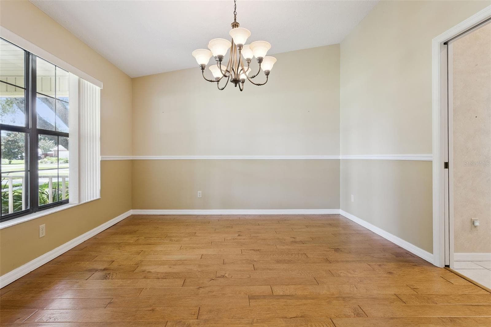 Dining room - 34035 PARK LN, LEESBURG