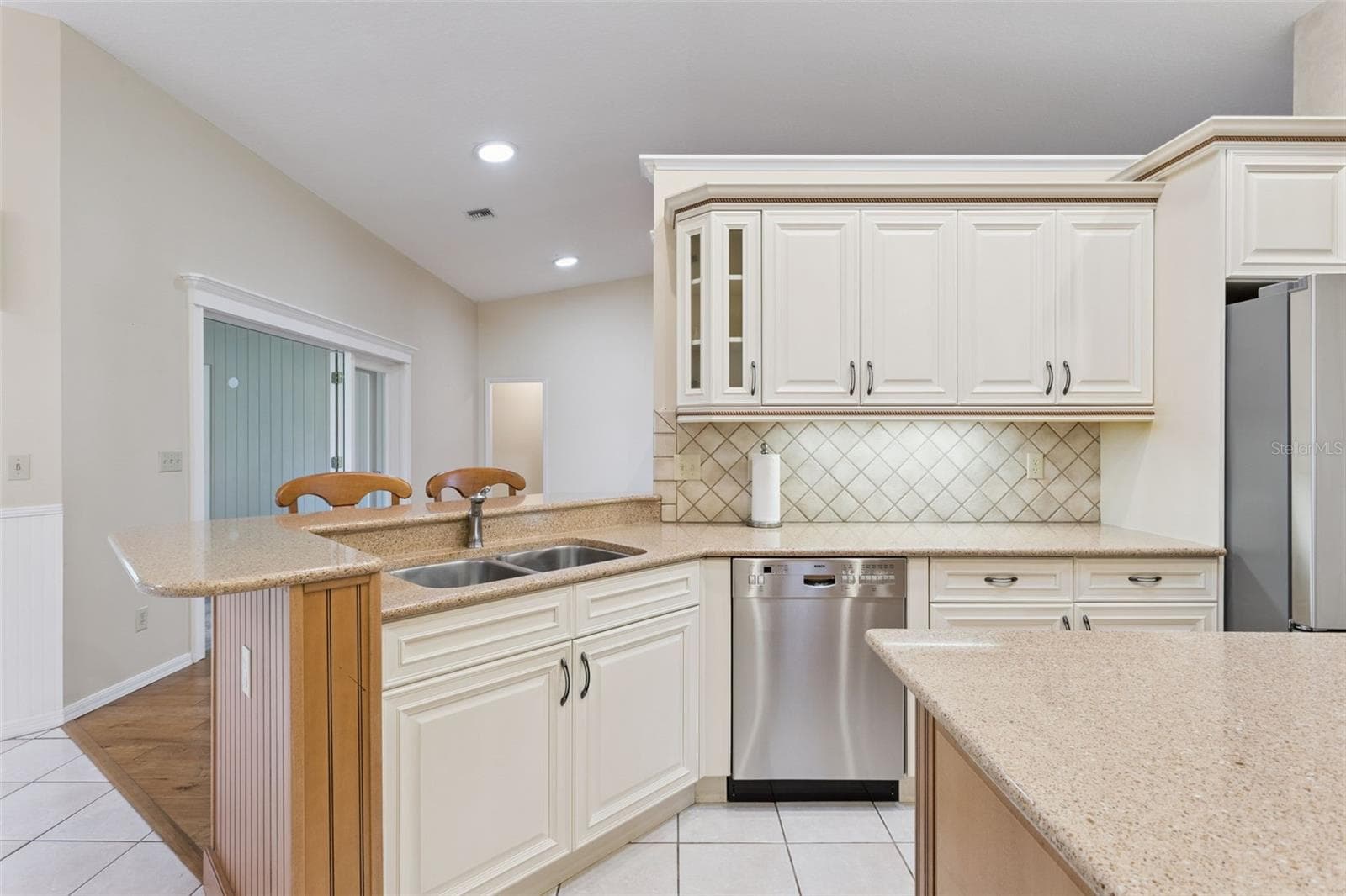 Single Family Residence at 34035 PARK LN, LEESBURG, photo 19 of 50