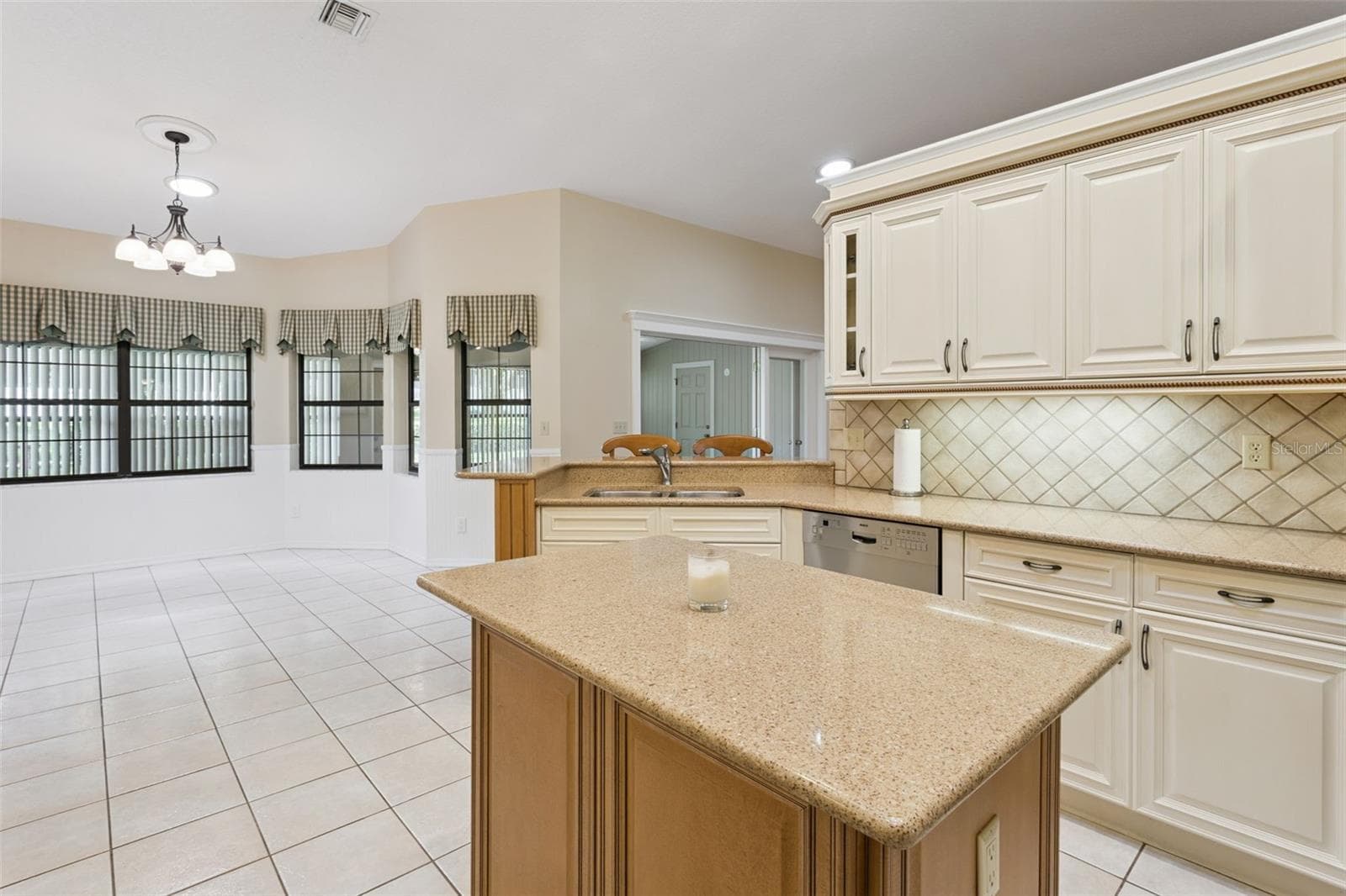 Single Family Residence at 34035 PARK LN, LEESBURG, photo 20 of 50