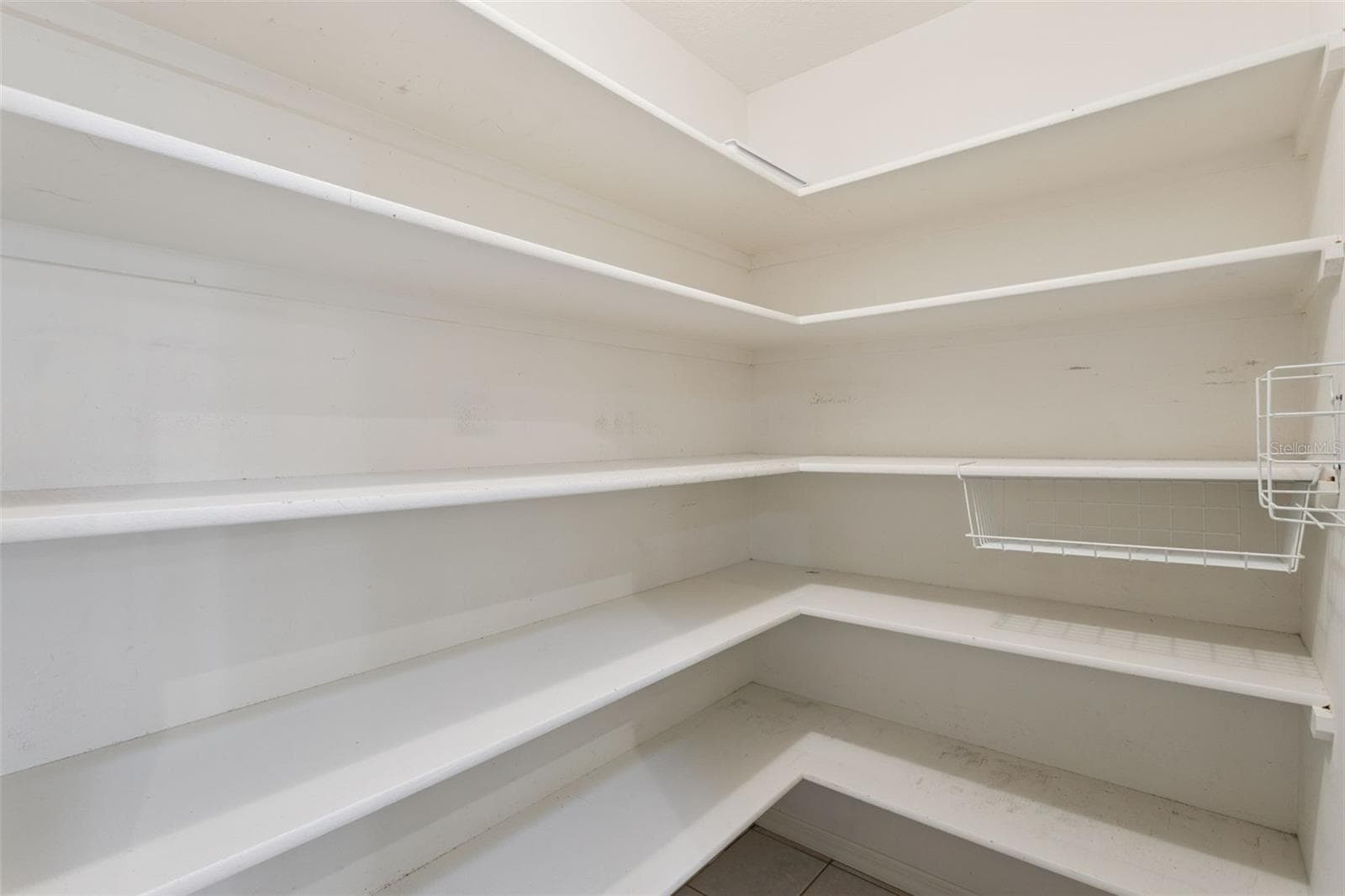 Pantry - 34035 PARK LN, LEESBURG