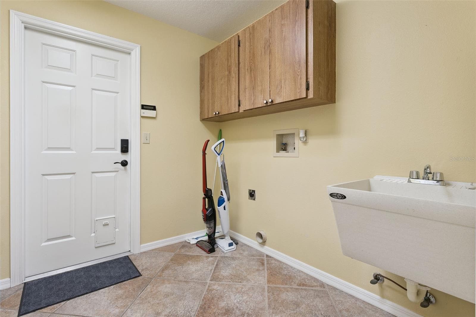 Laundry room - 34035 PARK LN, LEESBURG