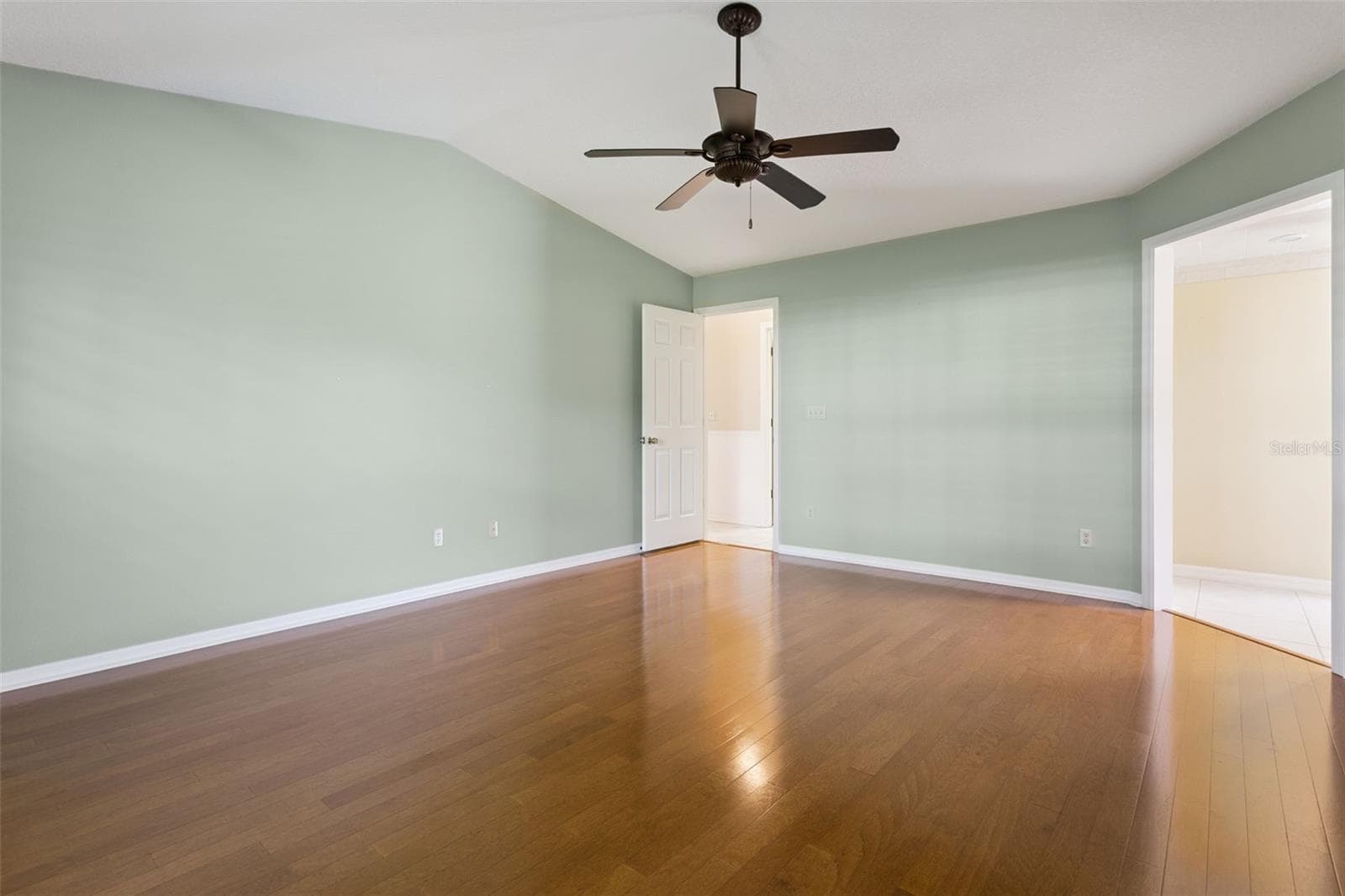 Primary bedroom - 34035 PARK LN, LEESBURG