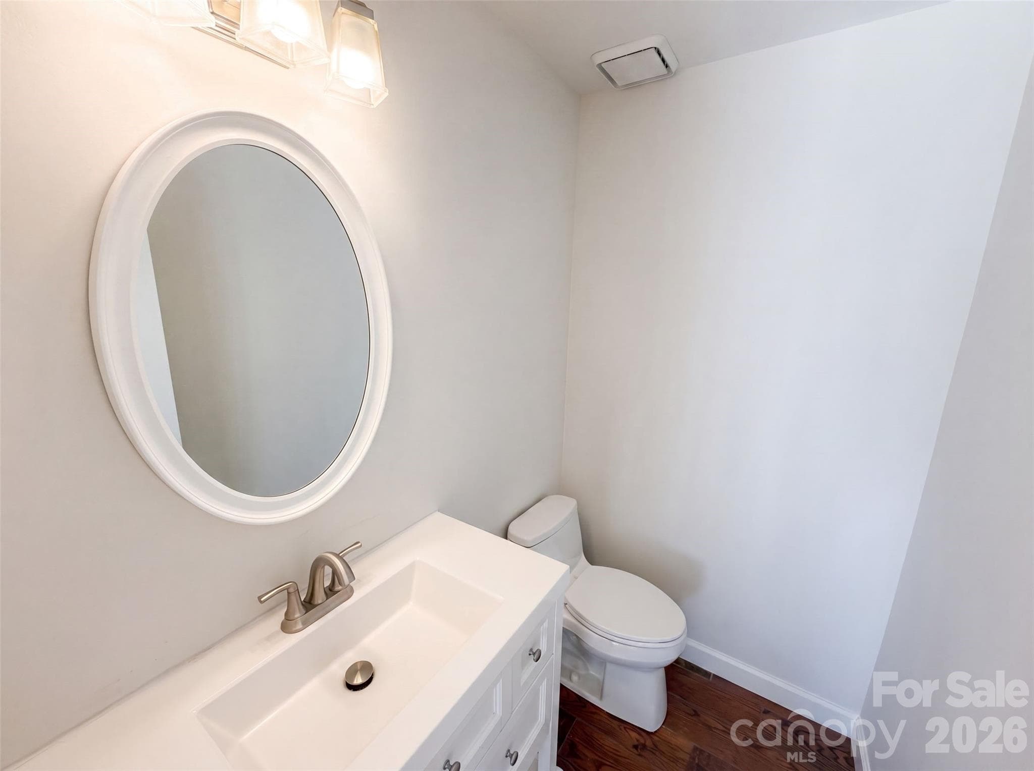 Single Family Residence at 8909 Danson Drive, Charlotte, photo 12 of 17