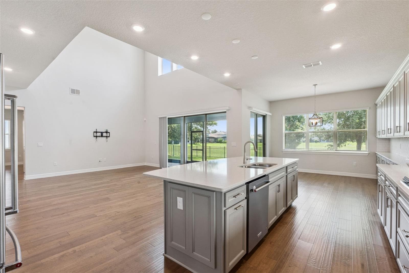 Single Family Residence at 9070 WOODLAND FOREST RD, ORLANDO, photo 13 of 61