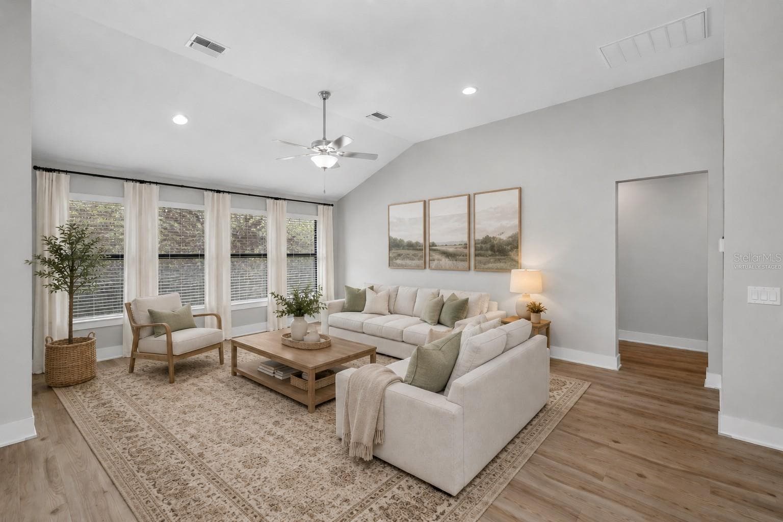 Virtually Staged - 17558 LIPPIZAN LN, HUDSON