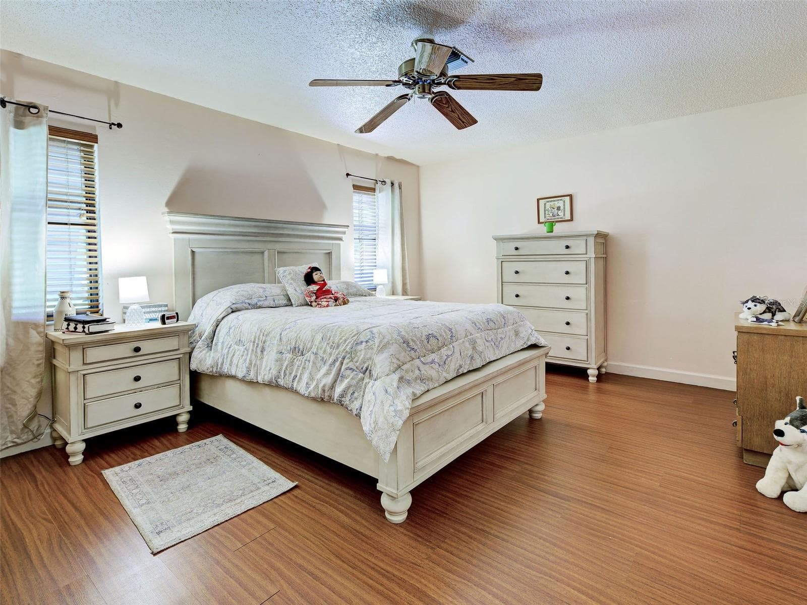 Single Family Residence at 20 IDLE SANDS DR, VENICE, photo 28 of 45