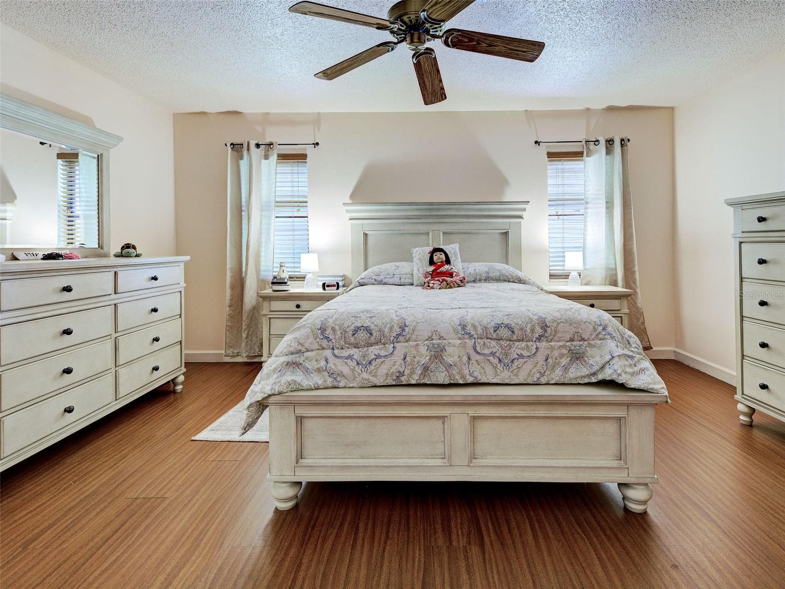 Single Family Residence at 20 IDLE SANDS DR, VENICE, photo 29 of 45