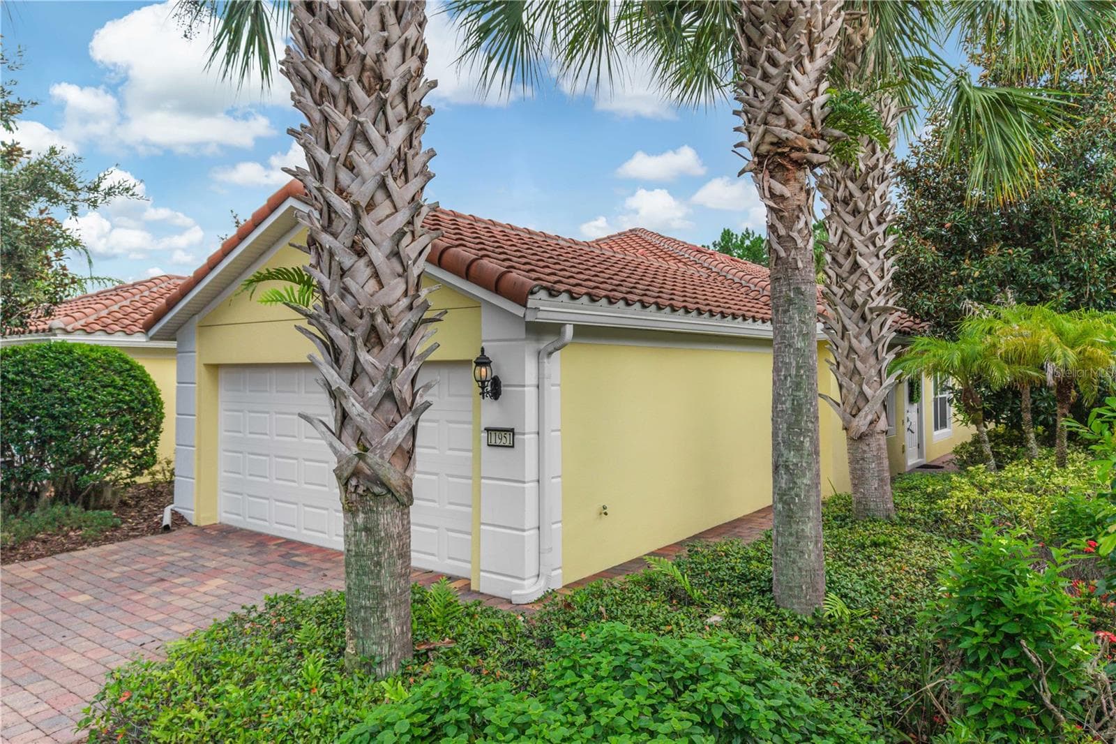 Half Duplex at 11951 FIORE DR, ORLANDO, photo 6 of 50