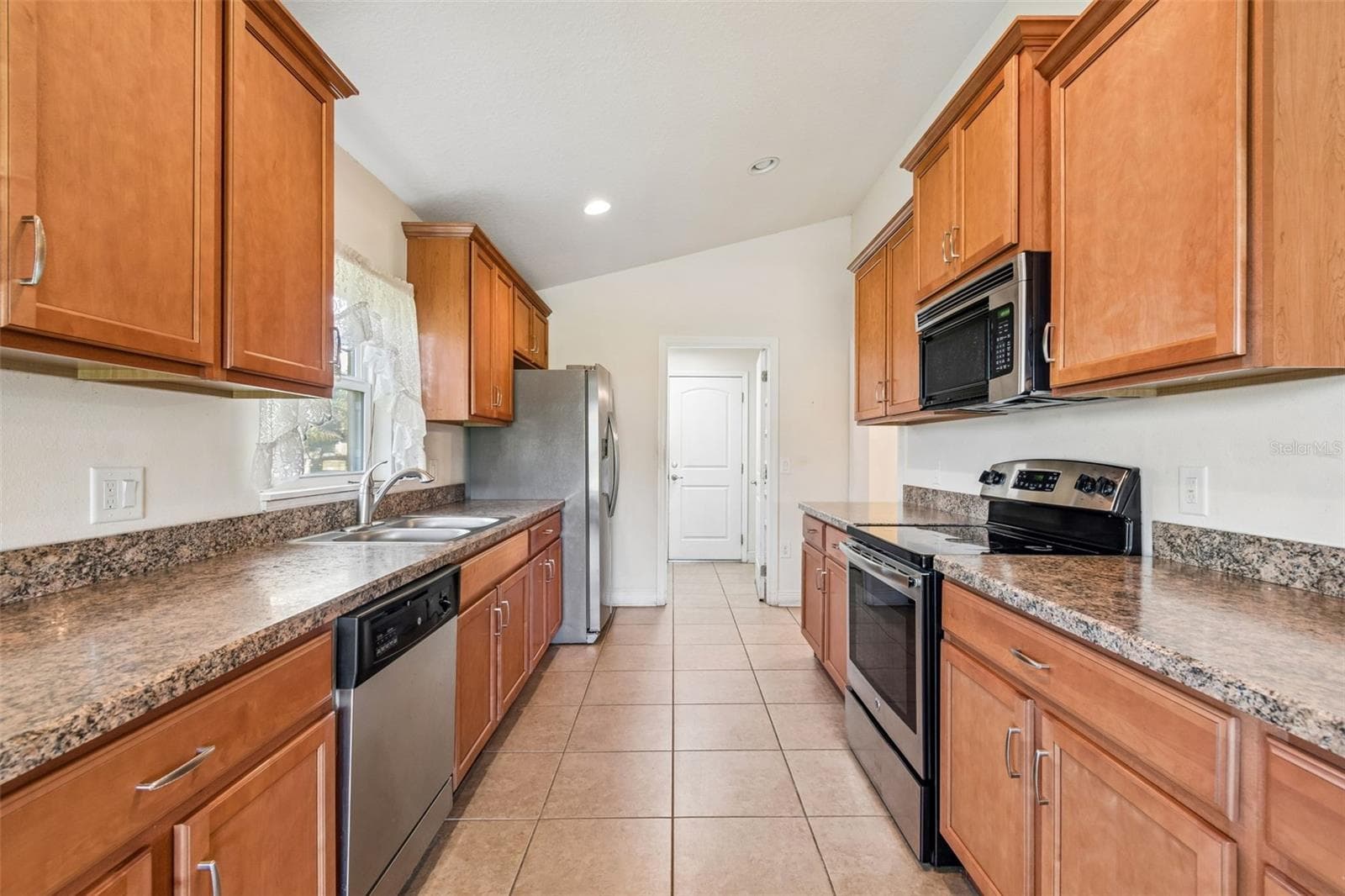 Single Family Residence at 13613 NITI DR, HUDSON, photo 25 of 95
