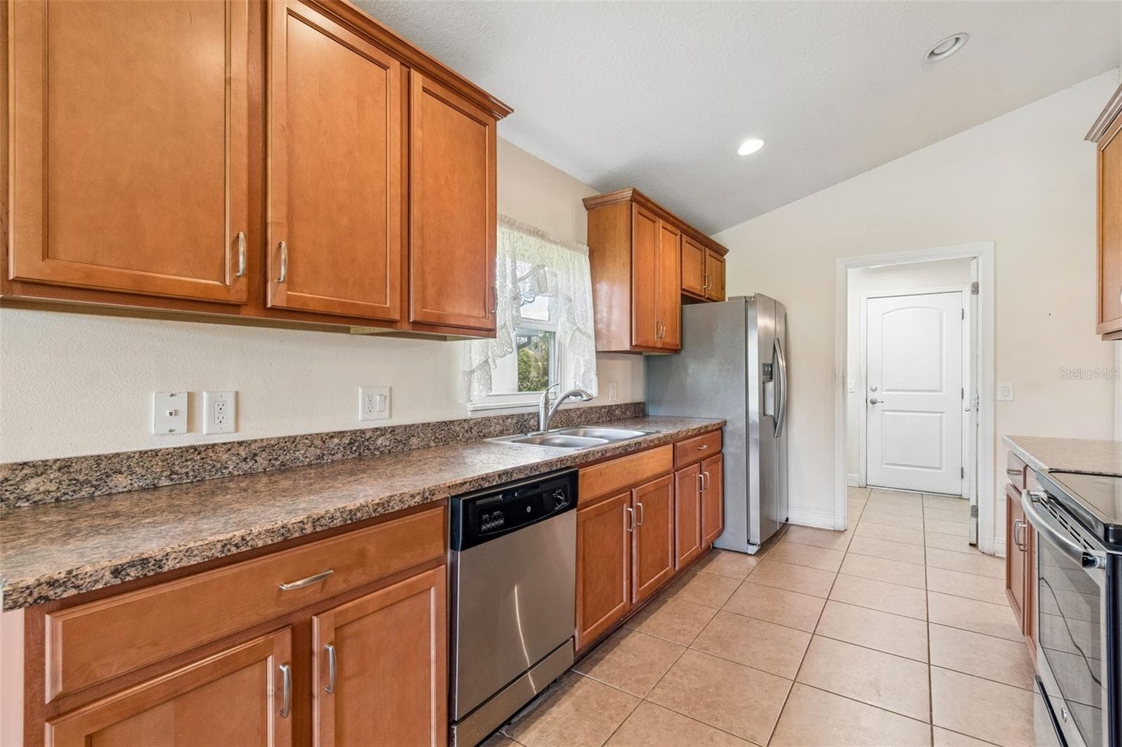Single Family Residence at 13613 NITI DR, HUDSON, photo 26 of 95