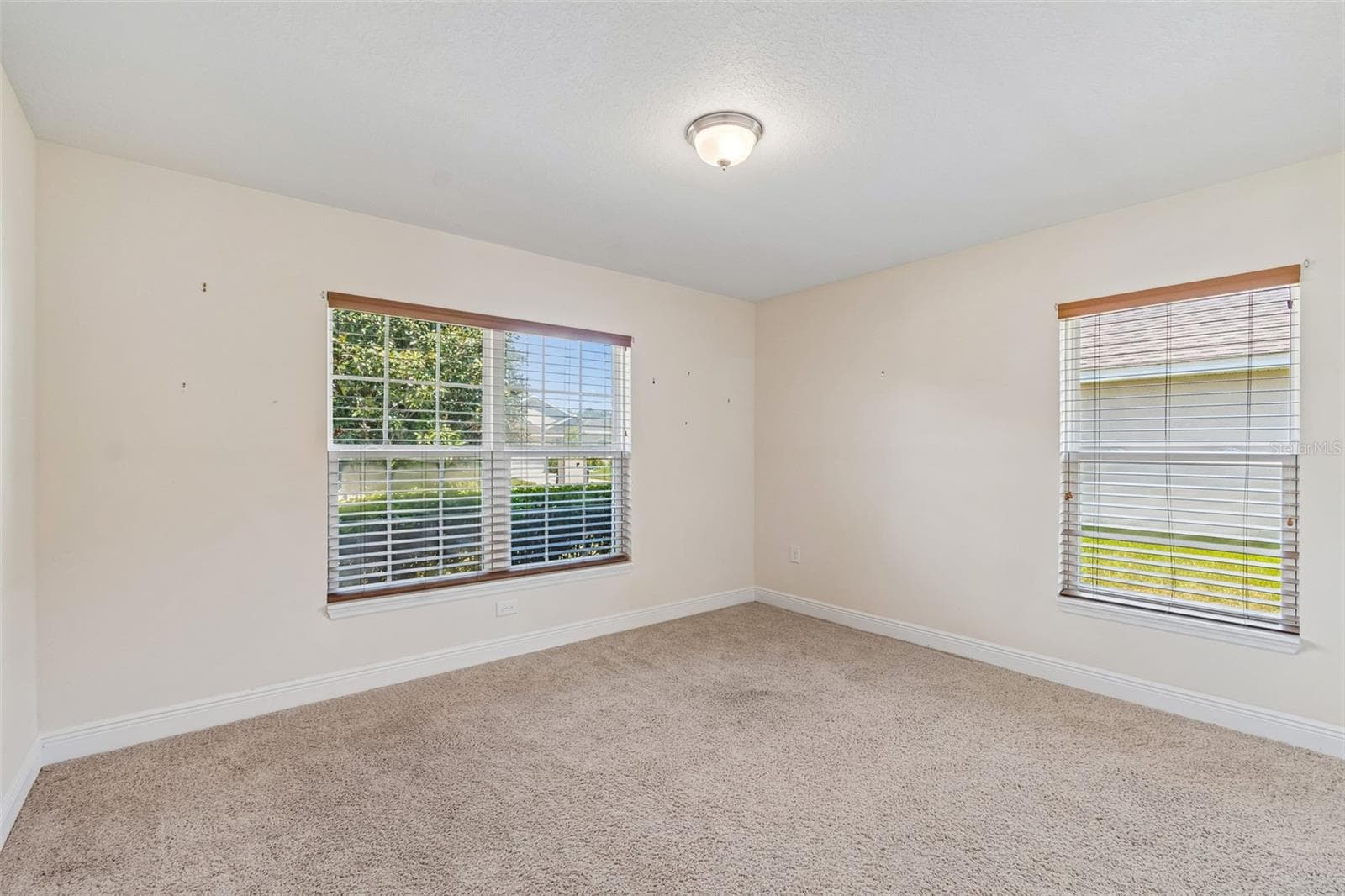 Single Family Residence at 13613 NITI DR, HUDSON, photo 41 of 95