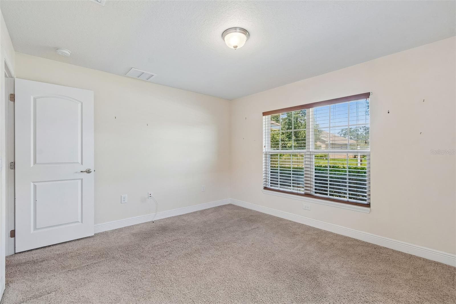 Single Family Residence at 13613 NITI DR, HUDSON, photo 44 of 95