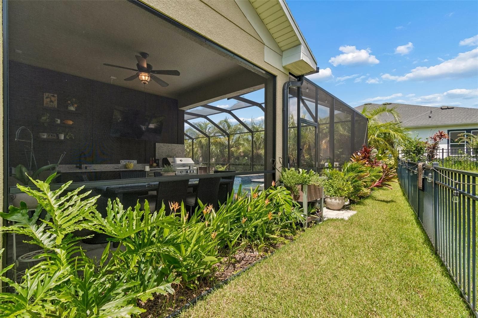 Single Family Residence at 6323 HAVENSPORT DR, APOLLO BEACH, photo 82 of 95