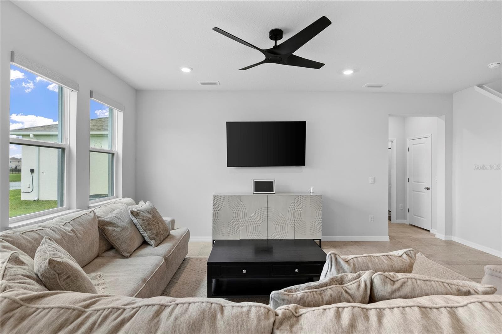 Single Family Residence at 4410 DUSKY DAWN LN, PALMETTO, photo 15 of 52