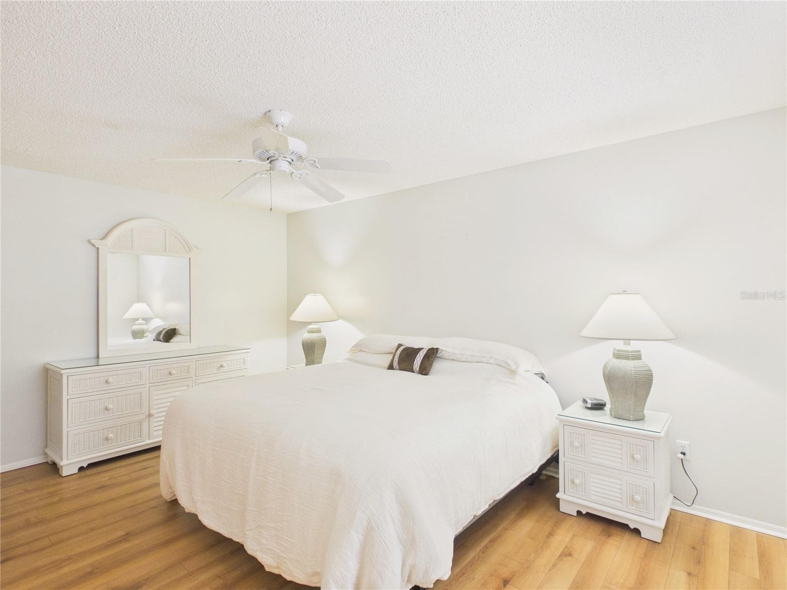 Villa at 746 ANGELITA AVE, THE VILLAGES, photo 10 of 15