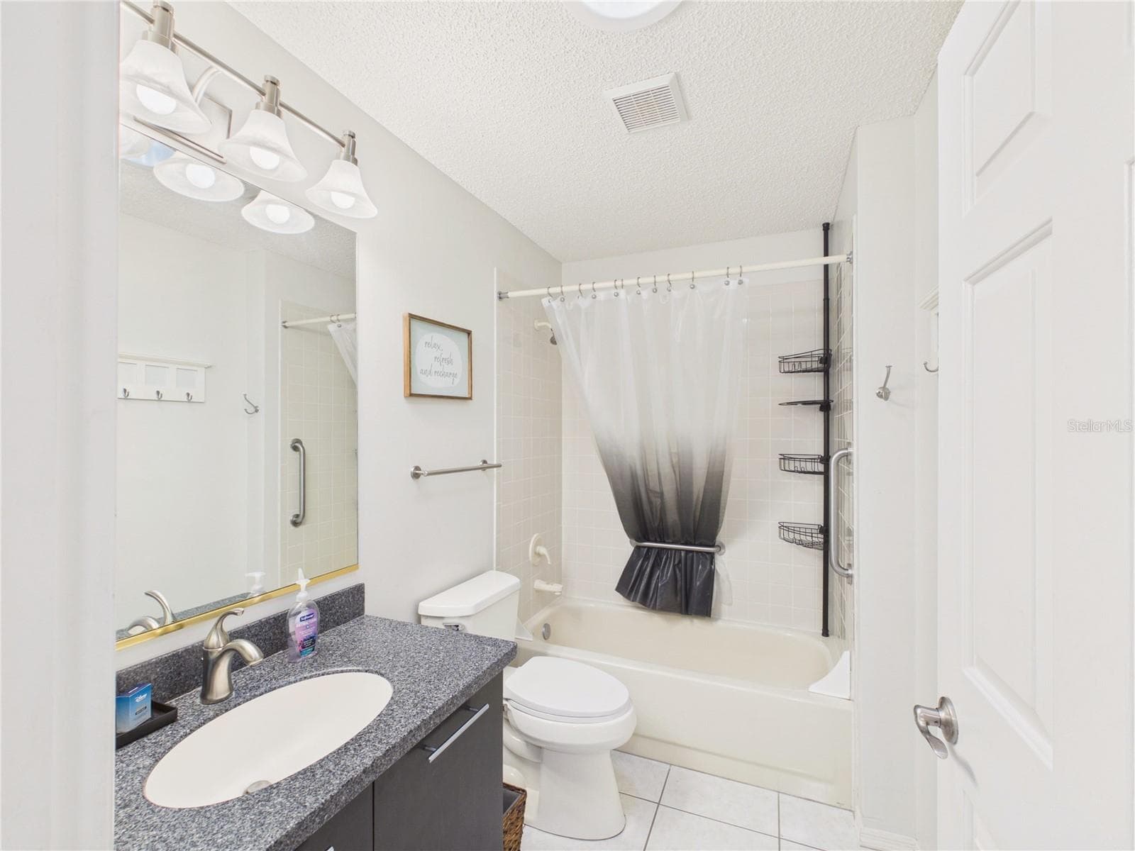 Villa at 746 ANGELITA AVE, THE VILLAGES, photo 12 of 15