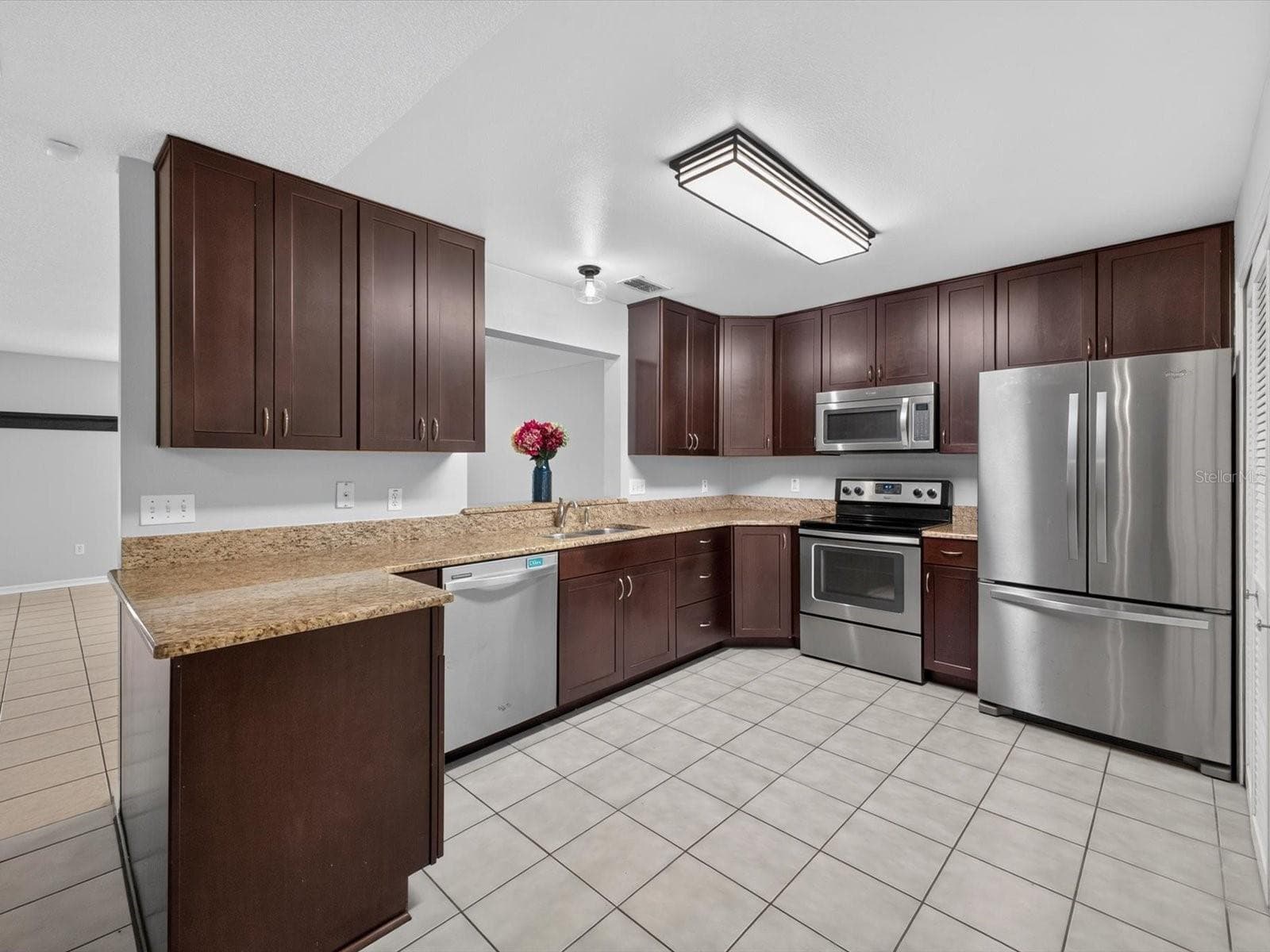 Condominium at 958 SYKES CT #104, ORLANDO, photo 8 of 34