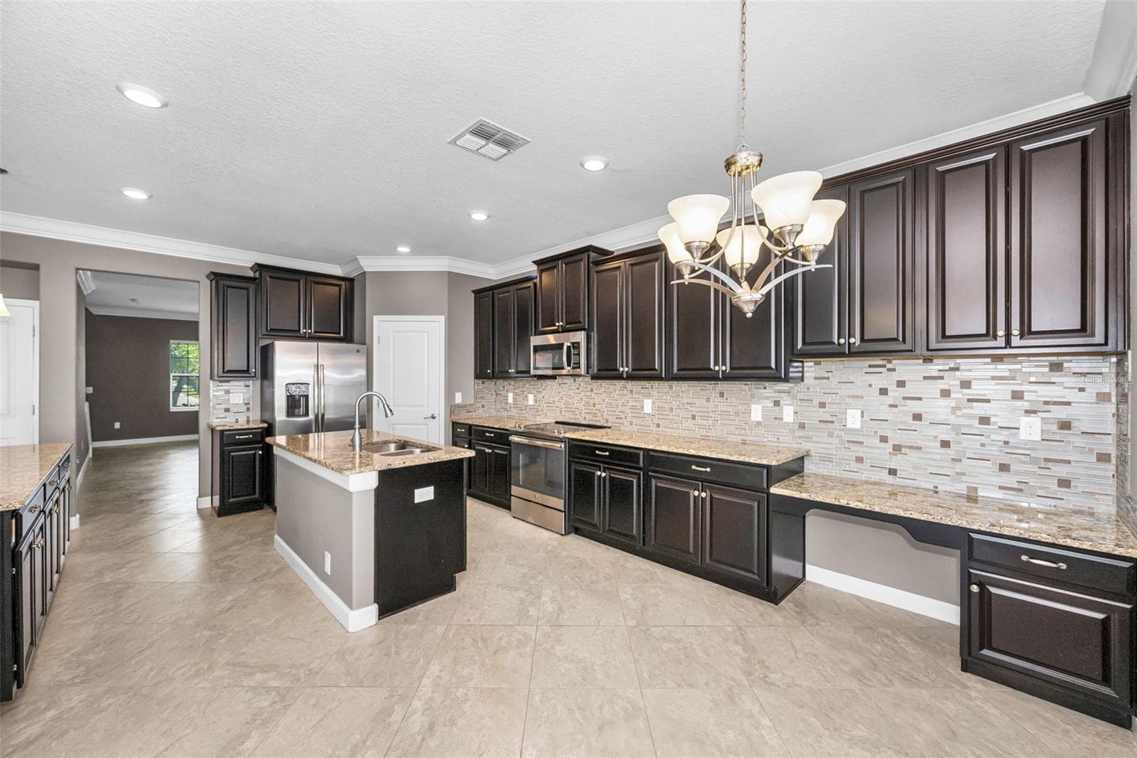 Single Family Residence at 11923 CINNAMON FERN DR, RIVERVIEW, photo 6 of 83