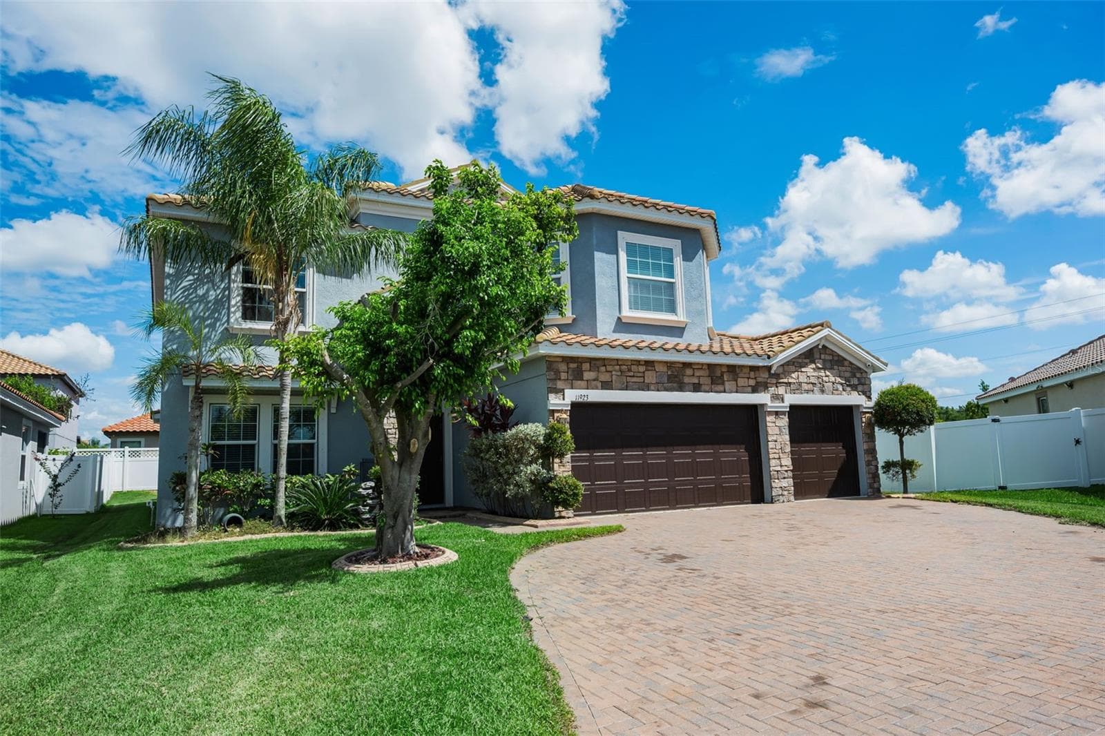Single Family Residence at 11923 CINNAMON FERN DR, RIVERVIEW, photo 9 of 83