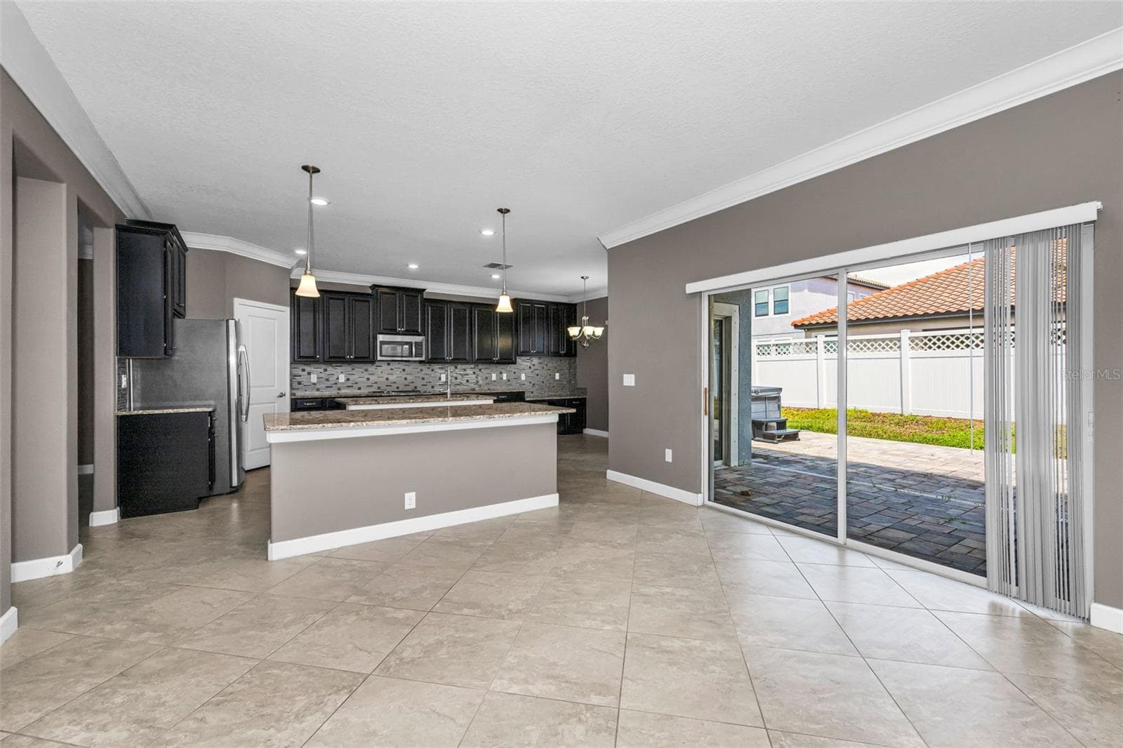 Single Family Residence at 11923 CINNAMON FERN DR, RIVERVIEW, photo 15 of 83