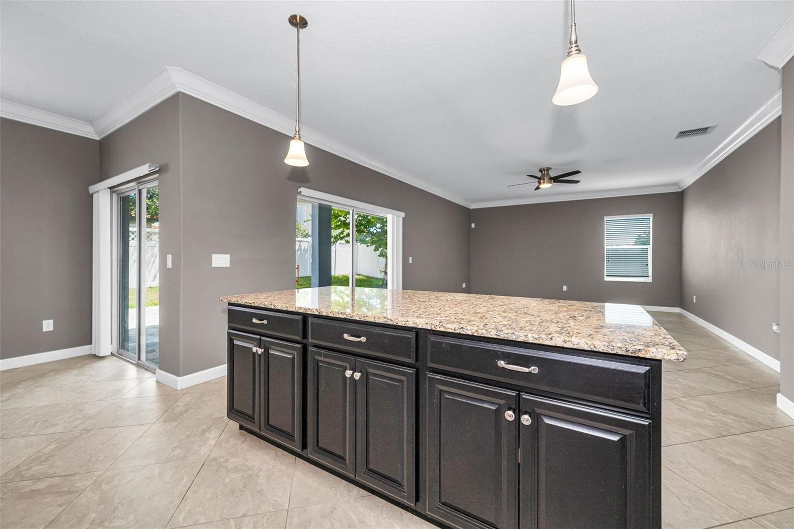 Single Family Residence at 11923 CINNAMON FERN DR, RIVERVIEW, photo 20 of 83