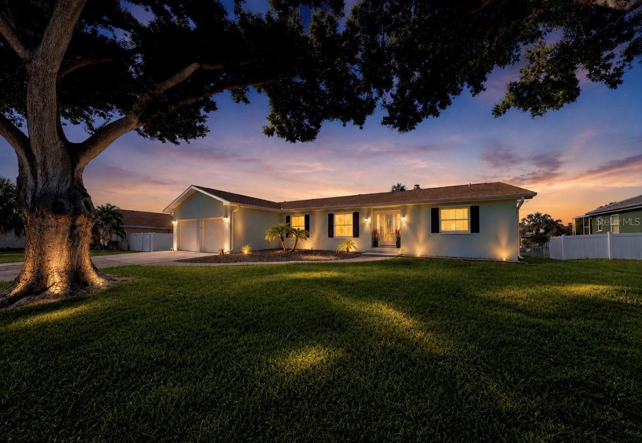 708 SPANISH MAIN DR