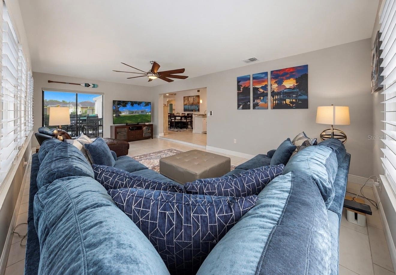 Single Family Residence at 708 SPANISH MAIN DR, APOLLO BEACH, photo 12 of 52