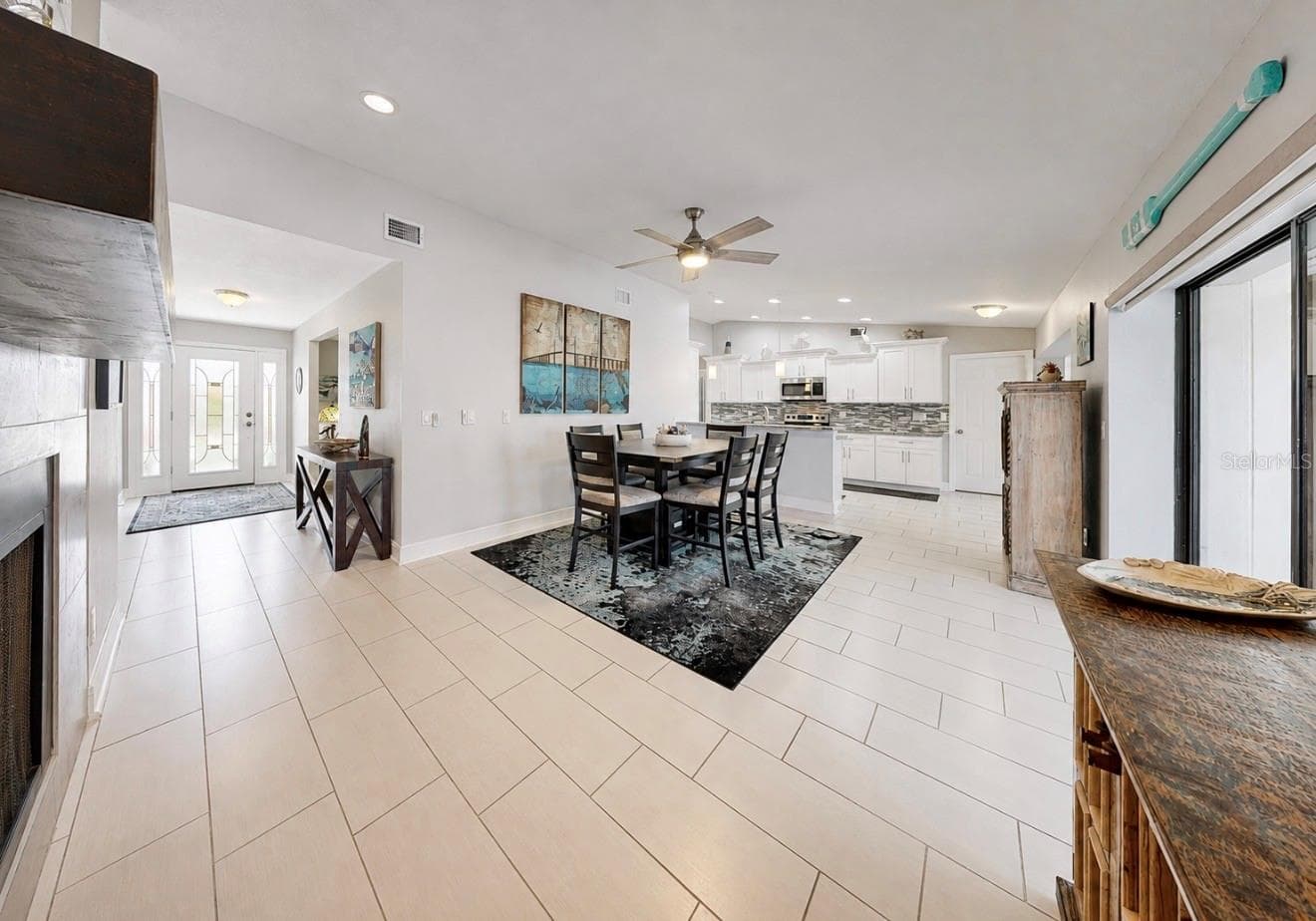 Single Family Residence at 708 SPANISH MAIN DR, APOLLO BEACH, photo 17 of 52