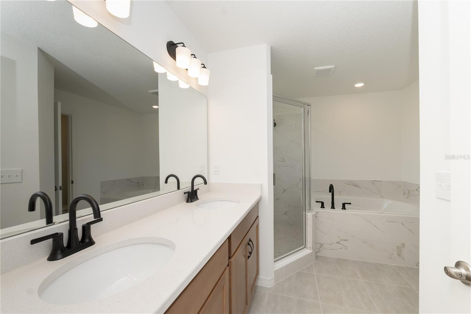 Single Family Residence at 3432 BLUEBERRY TRL, BARTOW, photo 17 of 31