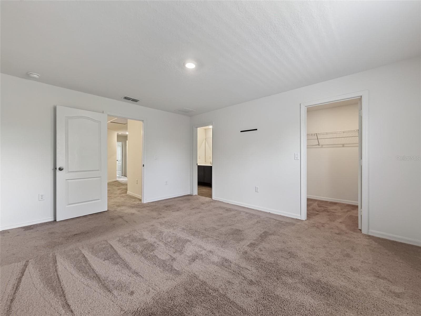 Townhouse at 1552 WYNFORD CIR, TAVARES, photo 15 of 39