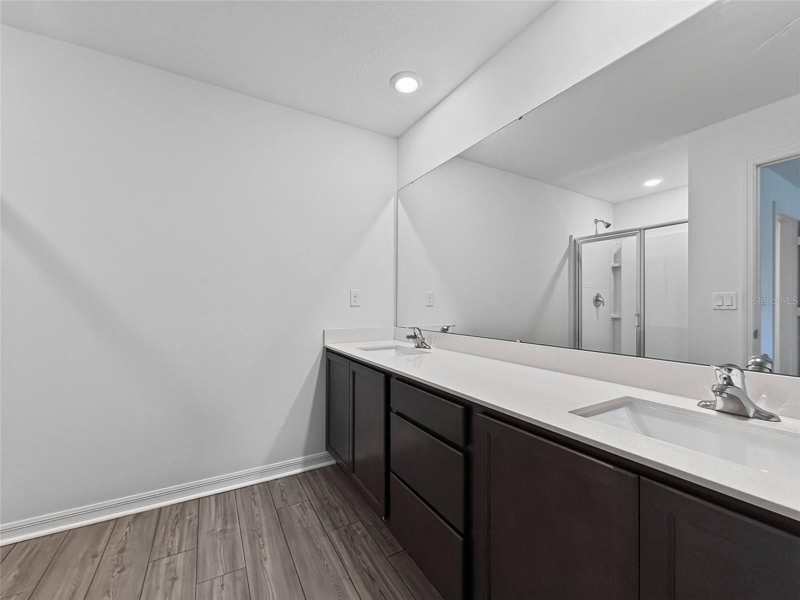 Townhouse at 1552 WYNFORD CIR, TAVARES, photo 16 of 39