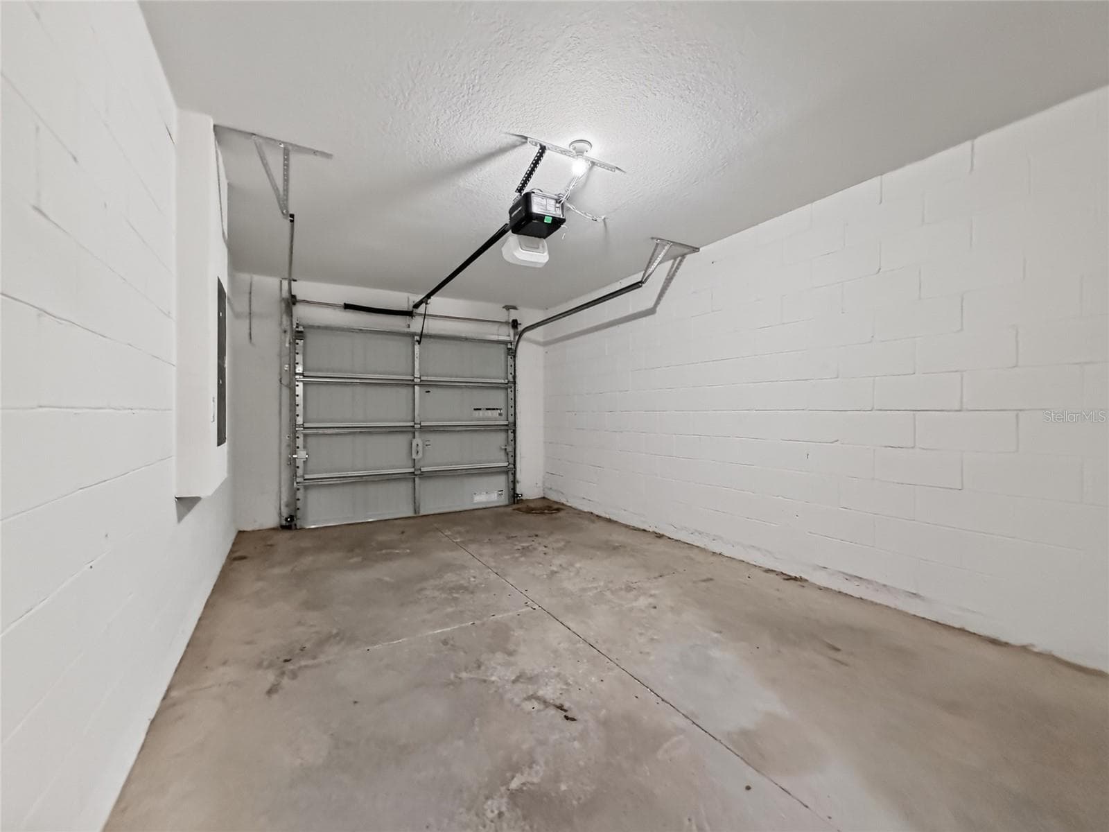 Townhouse at 1552 WYNFORD CIR, TAVARES, photo 29 of 39