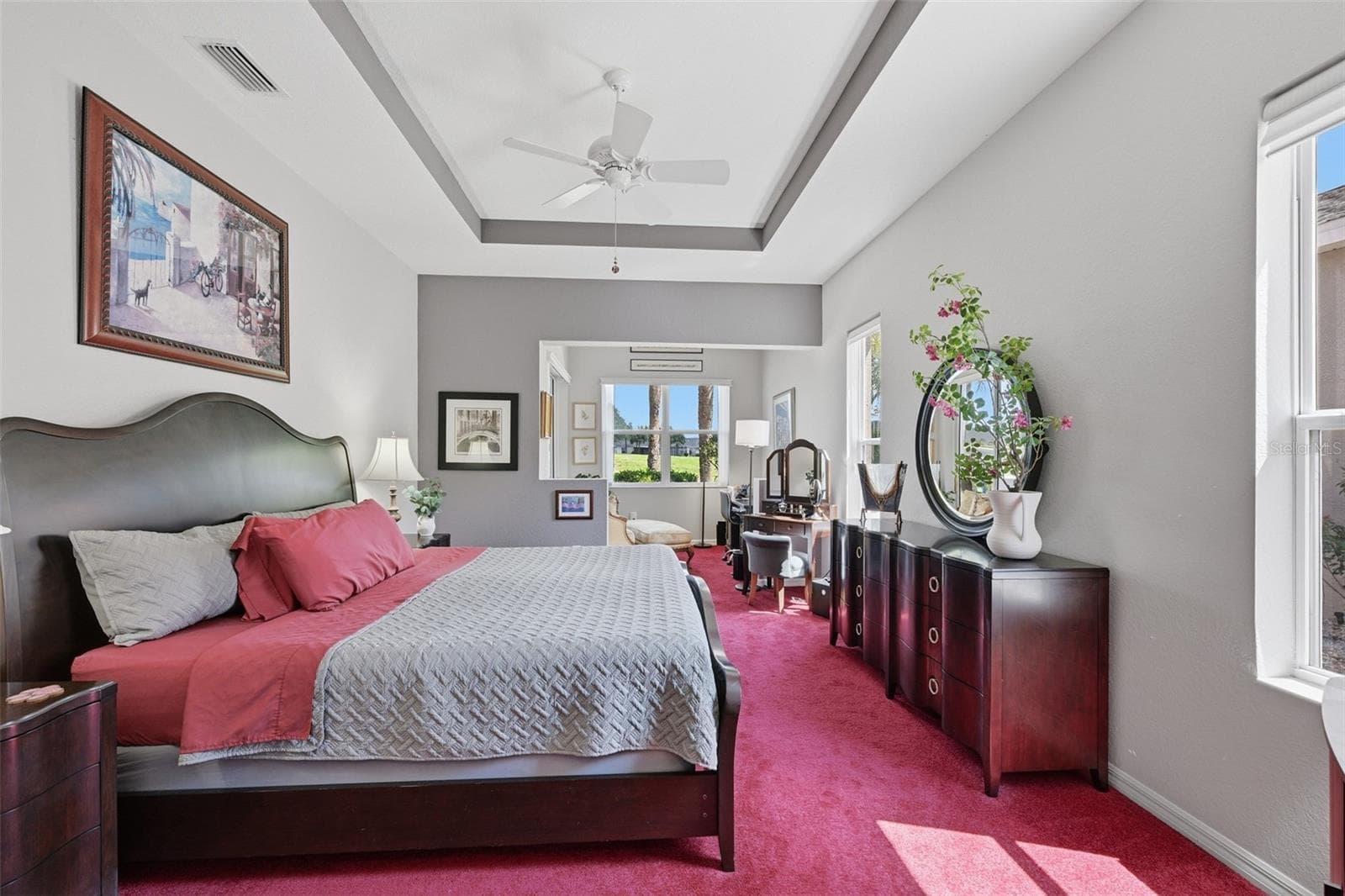 THE ENSUITE HAS PLENTY OF ROOM FOR YOUR KING BED, DRESSERS AND THE SITTING ROOM IS PERFECT FOR RELAXING OR HAVING YOUR OFFICE THERE. - 441 NOBLE FAIRE DR, SUN CITY CENTER