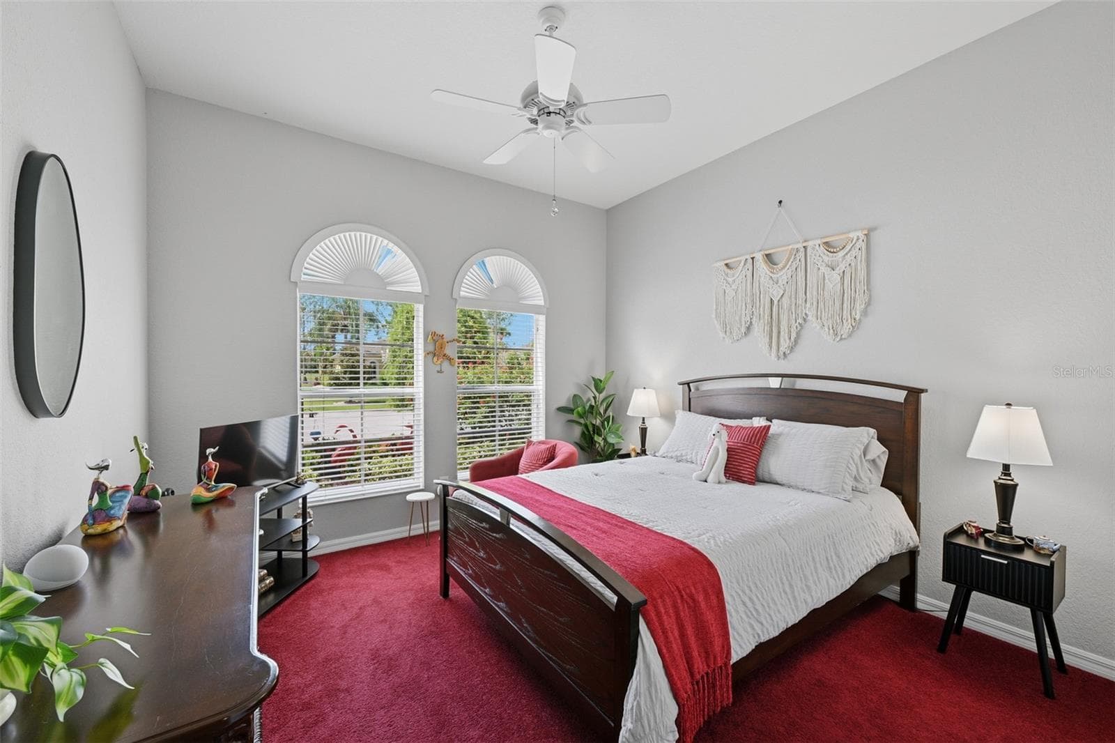 BEDROOM 2 ON THE OPPOSITE SIDE OF THE HOME PERFECT FOR YOUR GUEST. - 441 NOBLE FAIRE DR, SUN CITY CENTER