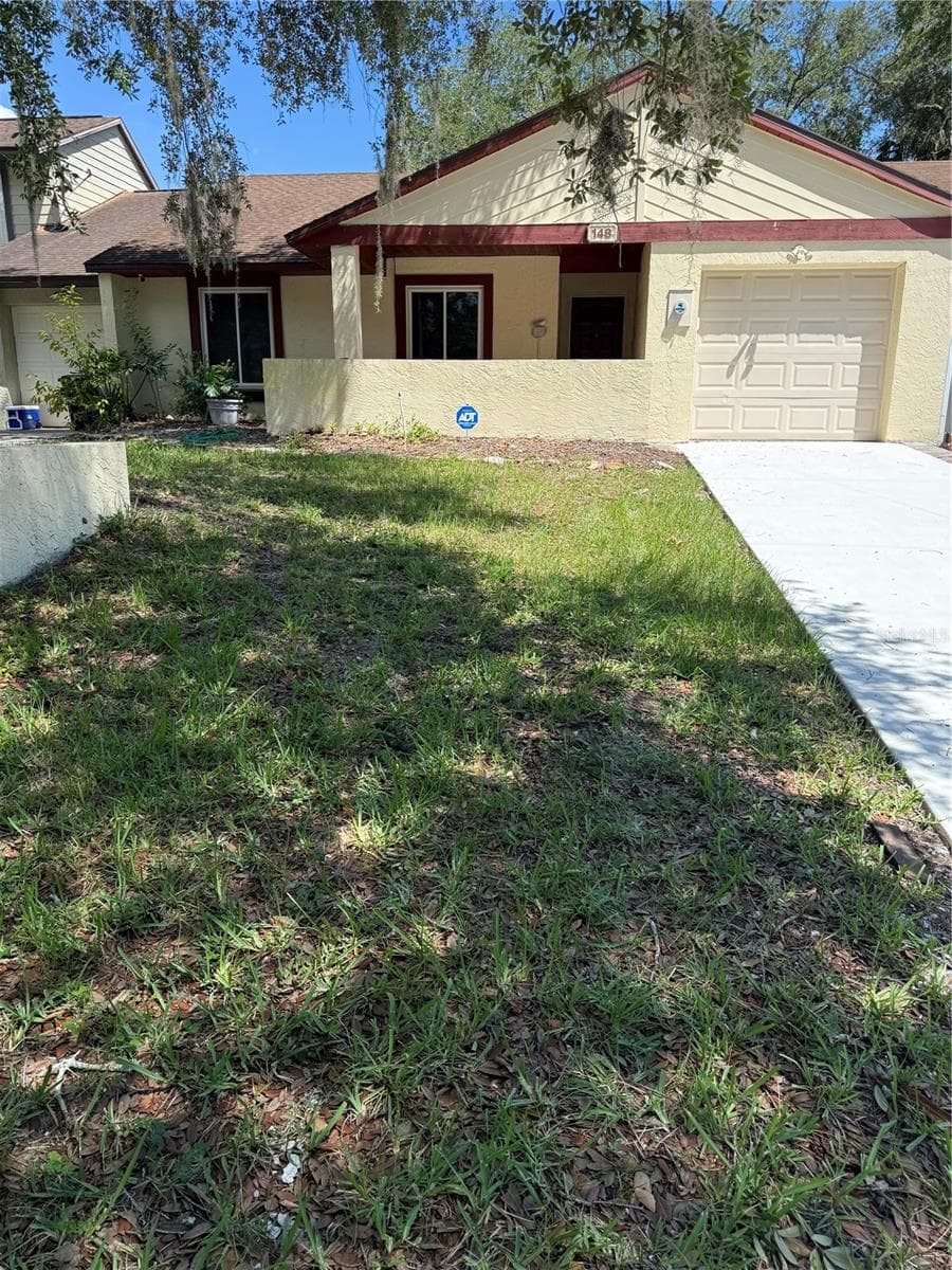 Villa at 148 SABAL PALM CT, SANFORD, photo 3 of 41