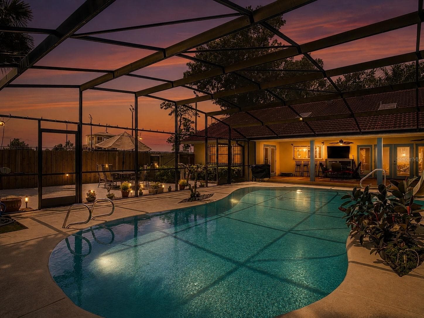 backyard oasis, screened pool and covered lanai, turf patio. - 2269 COUNTRY CLUB DR, DELAND