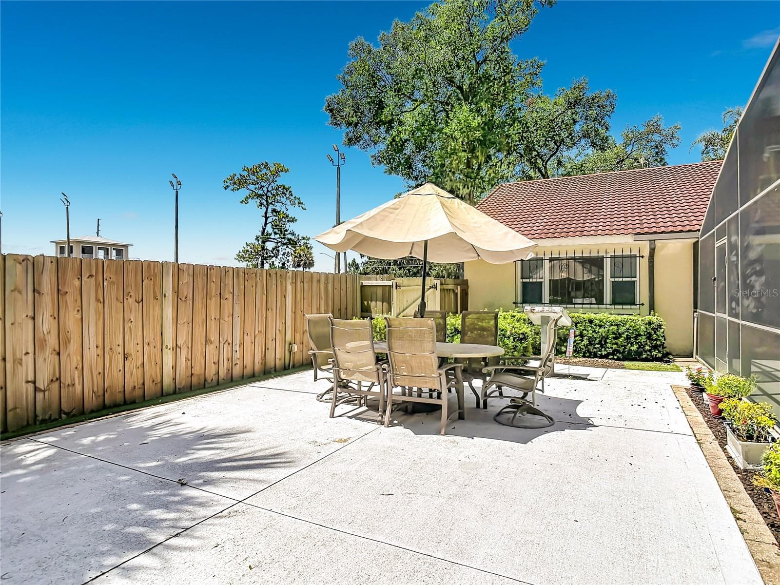 Single Family Residence at 2269 COUNTRY CLUB DR, DELAND, photo 47 of 60