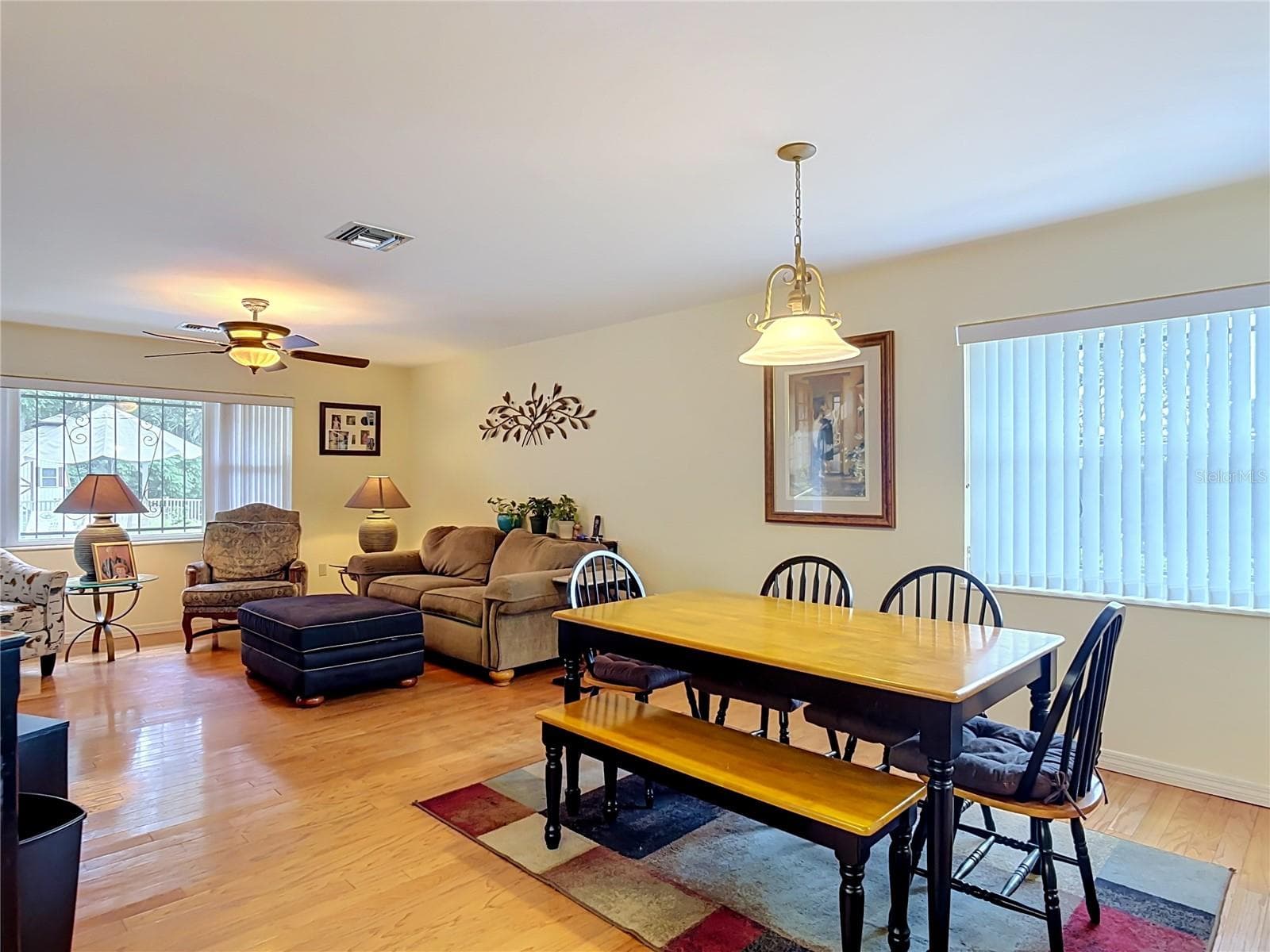 dining room just off the kitchen and living room perfect for entertaining - 2269 COUNTRY CLUB DR, DELAND