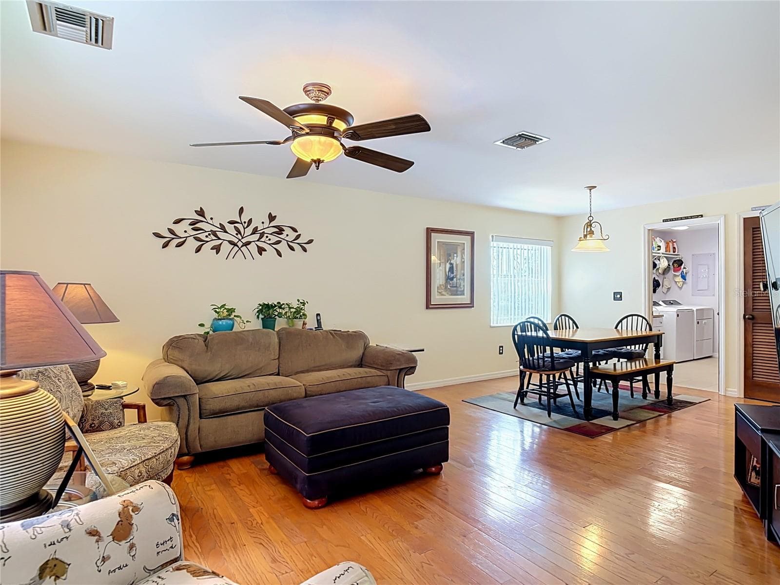 living room - 2269 COUNTRY CLUB DR, DELAND