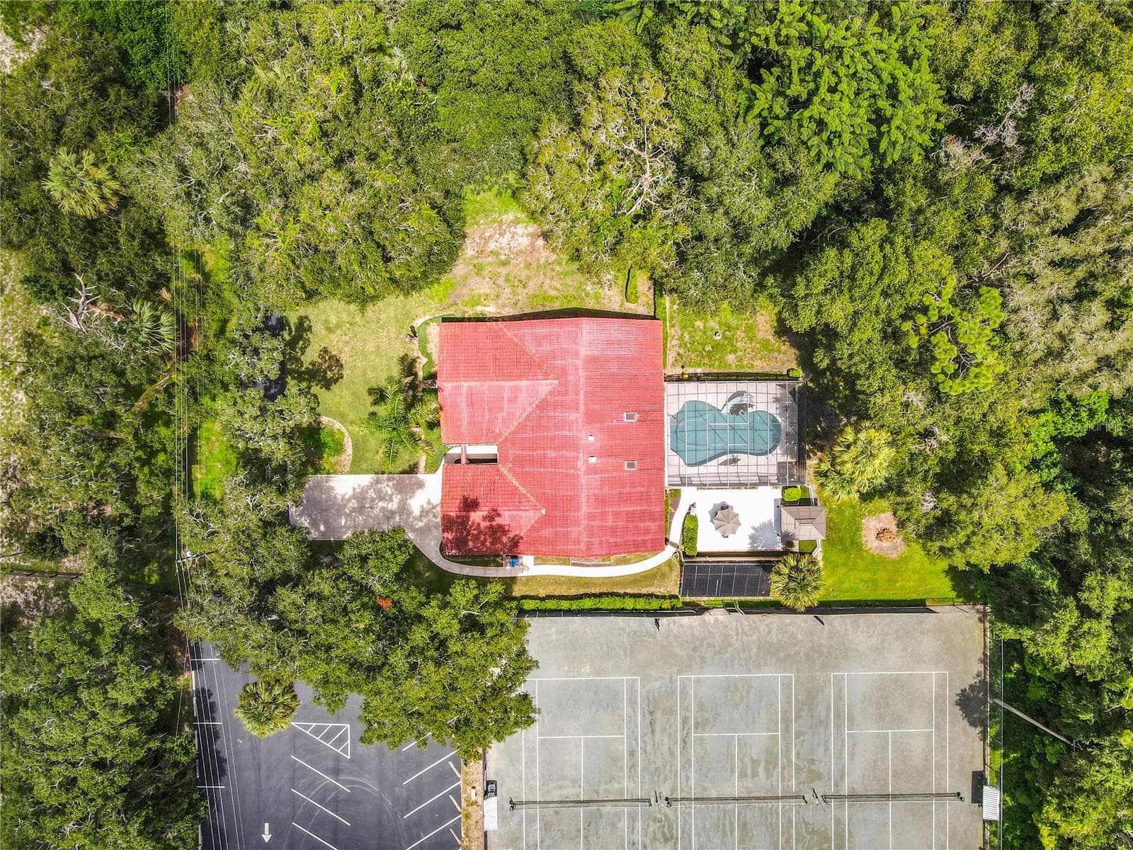Single Family Residence at 2269 COUNTRY CLUB DR, DELAND, photo 11 of 60